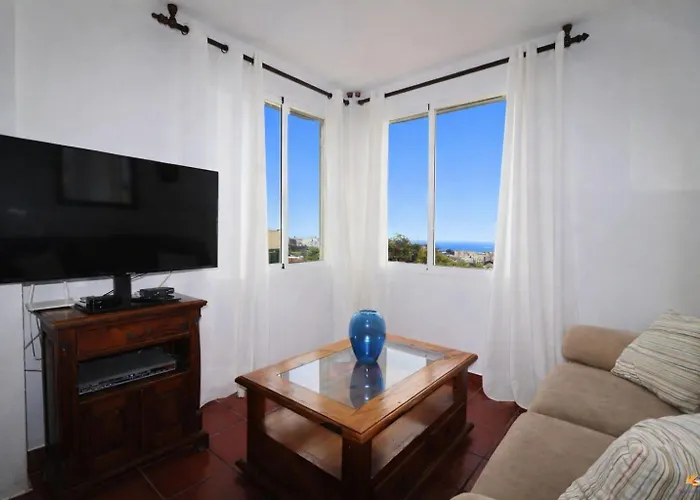 Jorge Spainsunrentals 1022 *